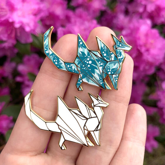Mint Berries (enamel pin